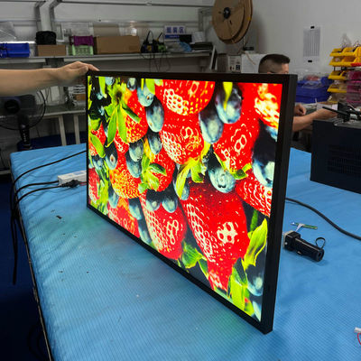 comprare 32'' 4K rilievo pannello LCD LCD all'aperto display LCD vetrina negozio luminoso Display di segnaletica online manufacture