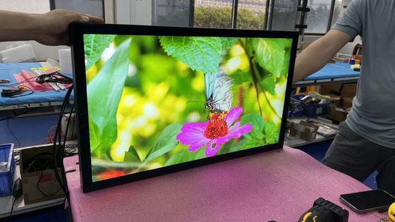 Display digitale all' esterno a LED Totem pubblicitario industriale 32 pollici OEM