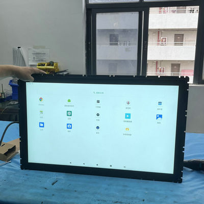 Monitor tattile industriale con display a 2000 Nits e tipo di retroilluminazione a LED