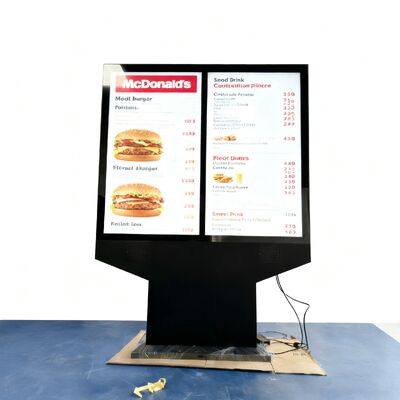 Segnaletica digitale esterna da 55 pollici con luminosità da 3000 a 4000 Nits Adobe RGB 98% colore e IP65 Chiosco pubblicitario impermeabile